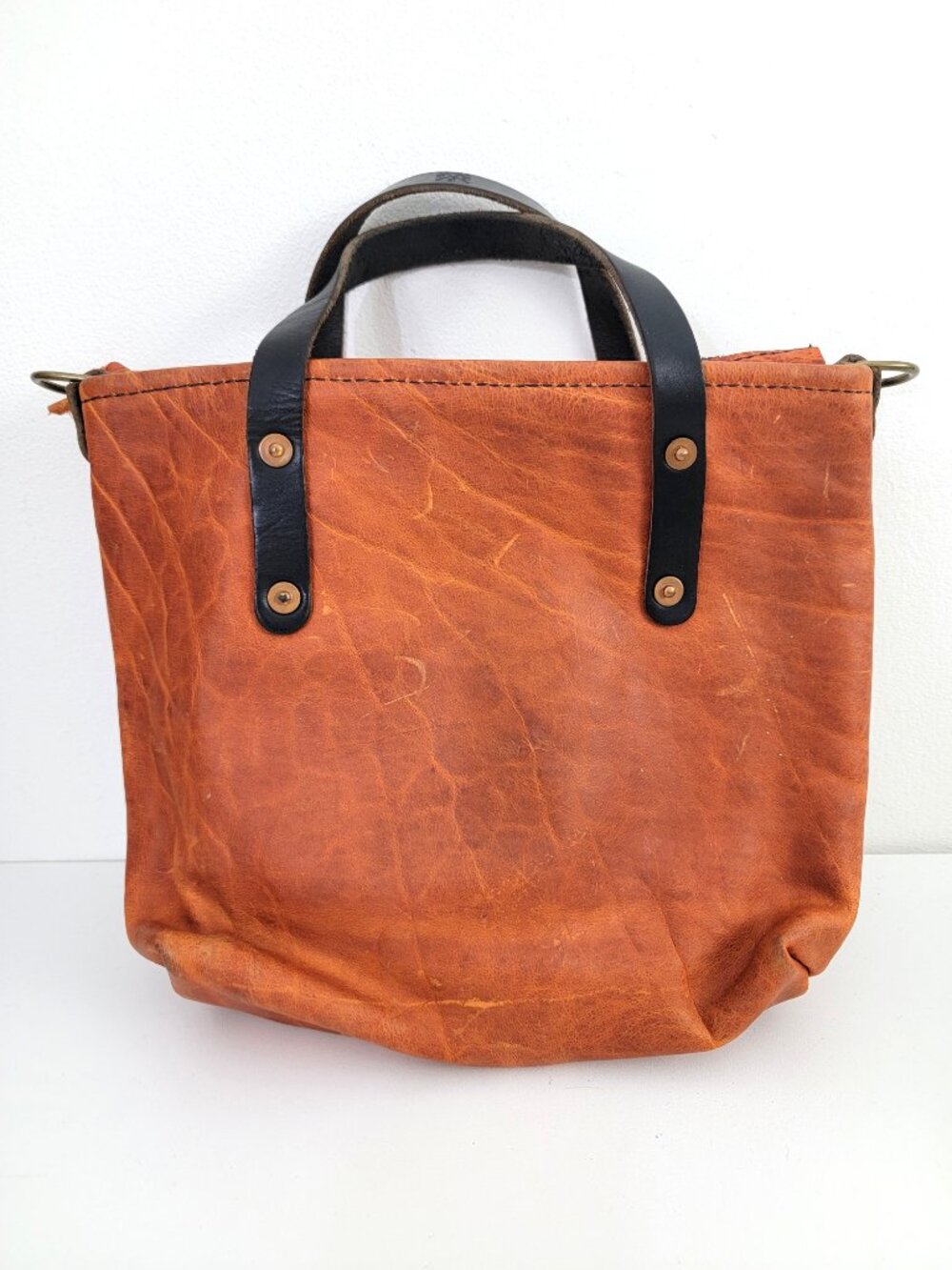 Go Forth Goods Mini Avery Deluxe Bag in Tangerine Bison